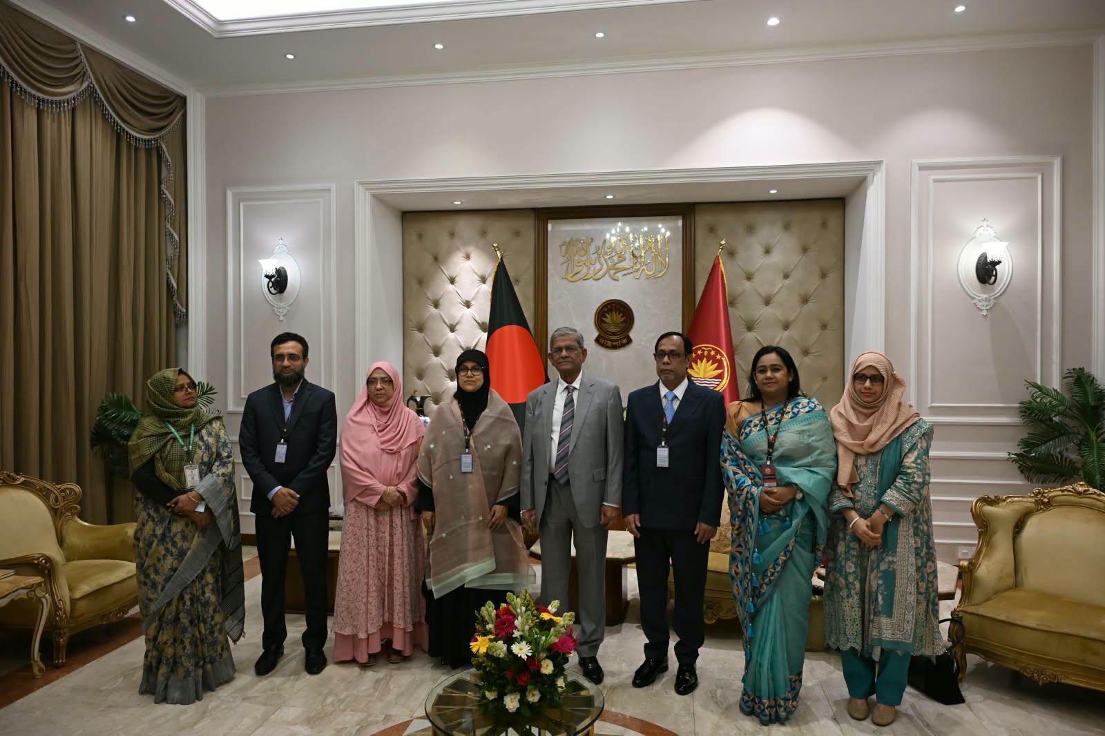 মহামান্য রাষ্ট্রপতির সঙ্গে বুটেক্স উপাচার্যের নেতৃত্বে প্রতিনিধি দলের সৌজন্য সাক্ষাৎ