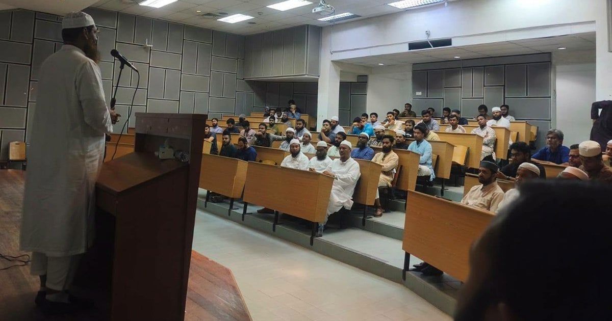 দ্বন্দ্ব নয়, ঐক্যবদ্ধ প্রচেষ্টায় সম্ভাবনা কাজে লাগাতে হবে: মামুনুল হক