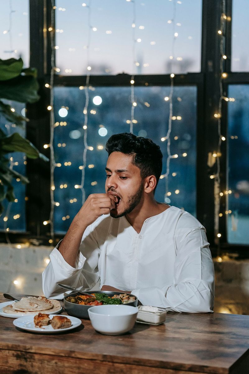 খাওয়ার সময় অস্বাভাবিক ঘাম হয় কেন?